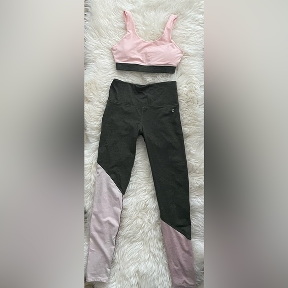 Kyodan Active wear set (leggings and sports bra) - Picture 3 of 5